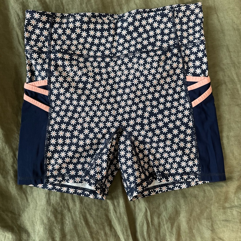 Fabletics Navy Floral High-Waist 4” Shorts with Pink Accents on Side Pockets